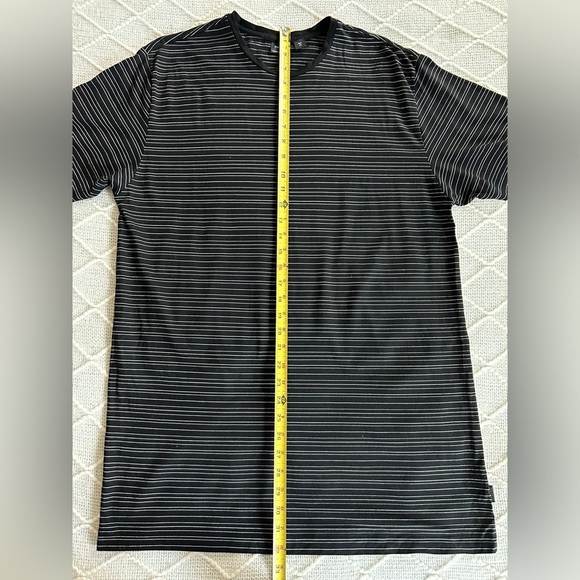 BOSS Hugo Boss Men’s 100% Cotton Black/White striped shirt. XL - Picture 9 of 11